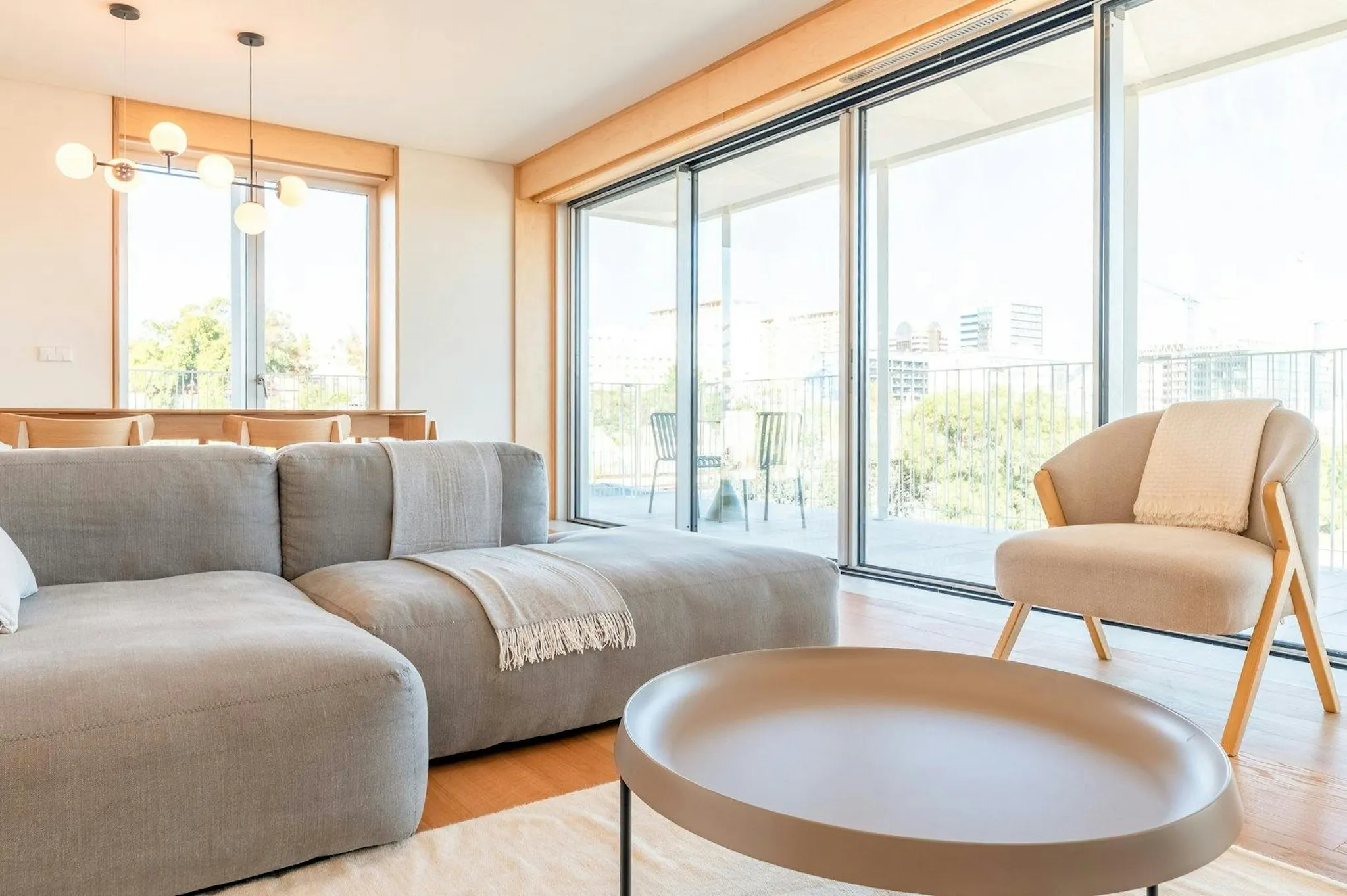 Avenida Santos Dumont, Lisbon preview