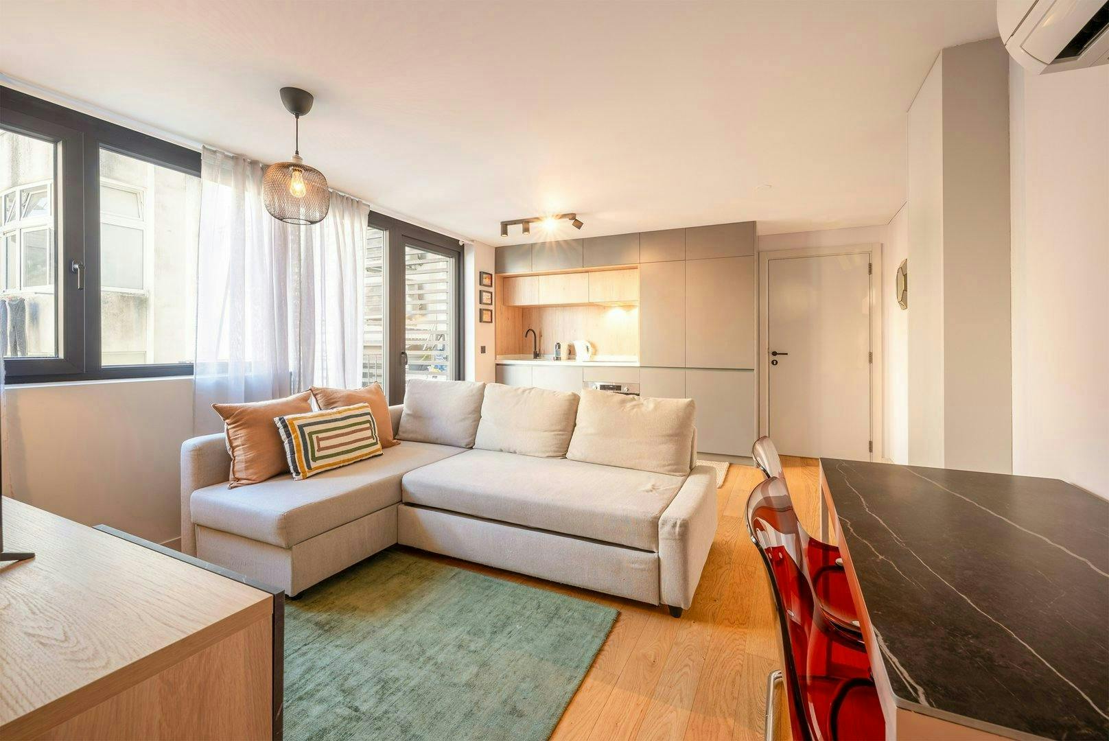 Avenida João Crisóstomo, Lisbon preview