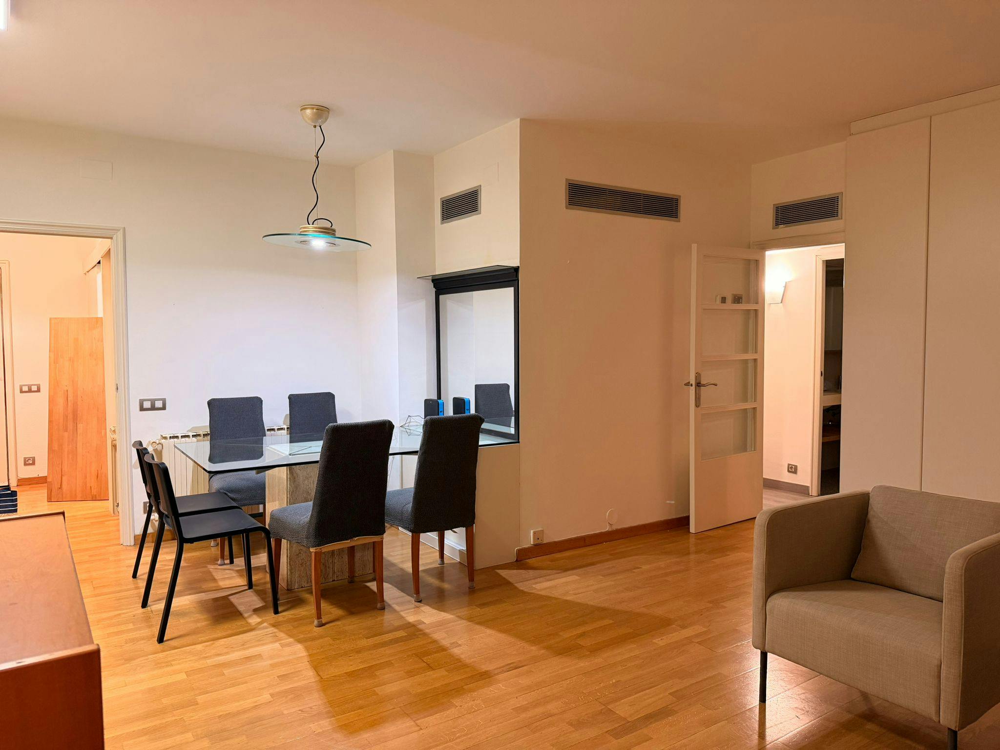 Carrer del Bruc, Barcelona preview