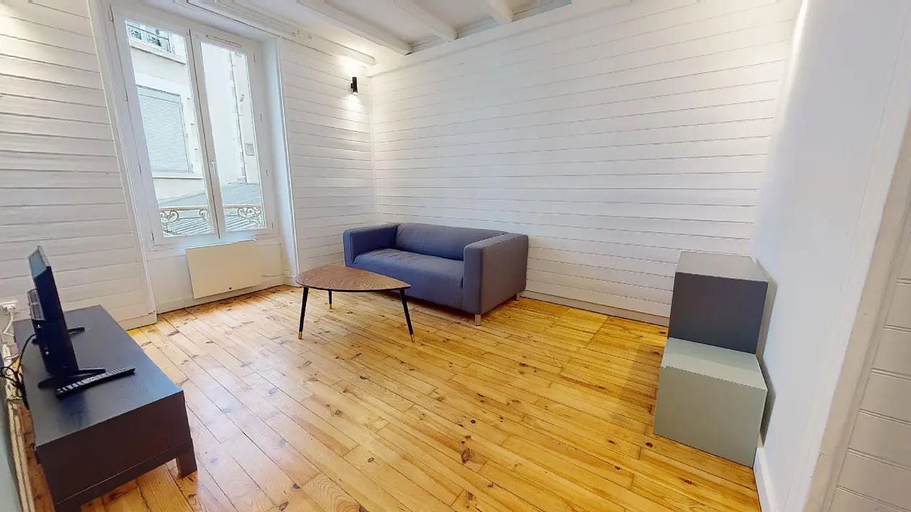 Appartement te huur voor € 691 per maand in Grenoble, Cours Berriat