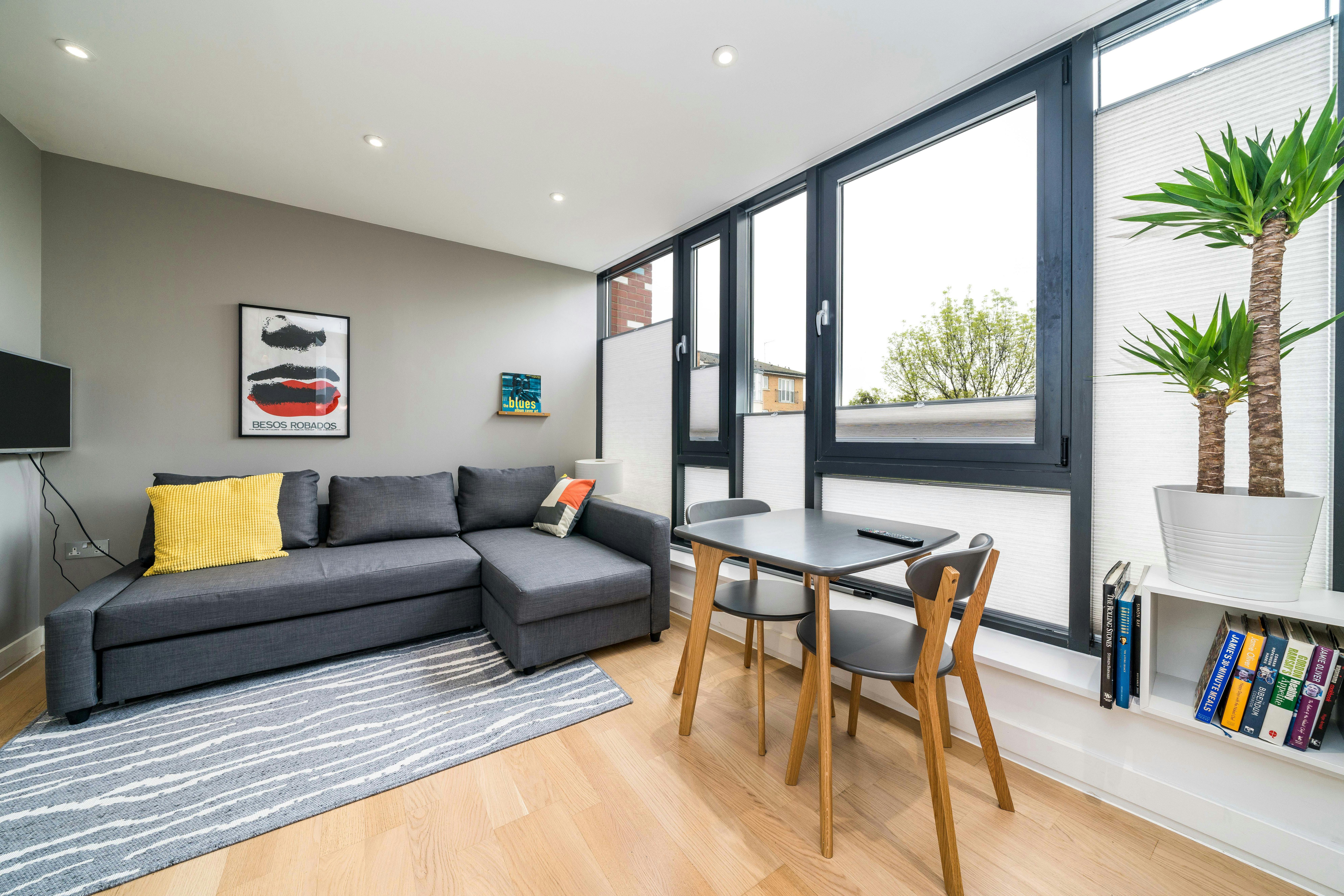 Mieszkanie do wynajęcia za 3360 GBP miesięcznie w mieście London, Eastway