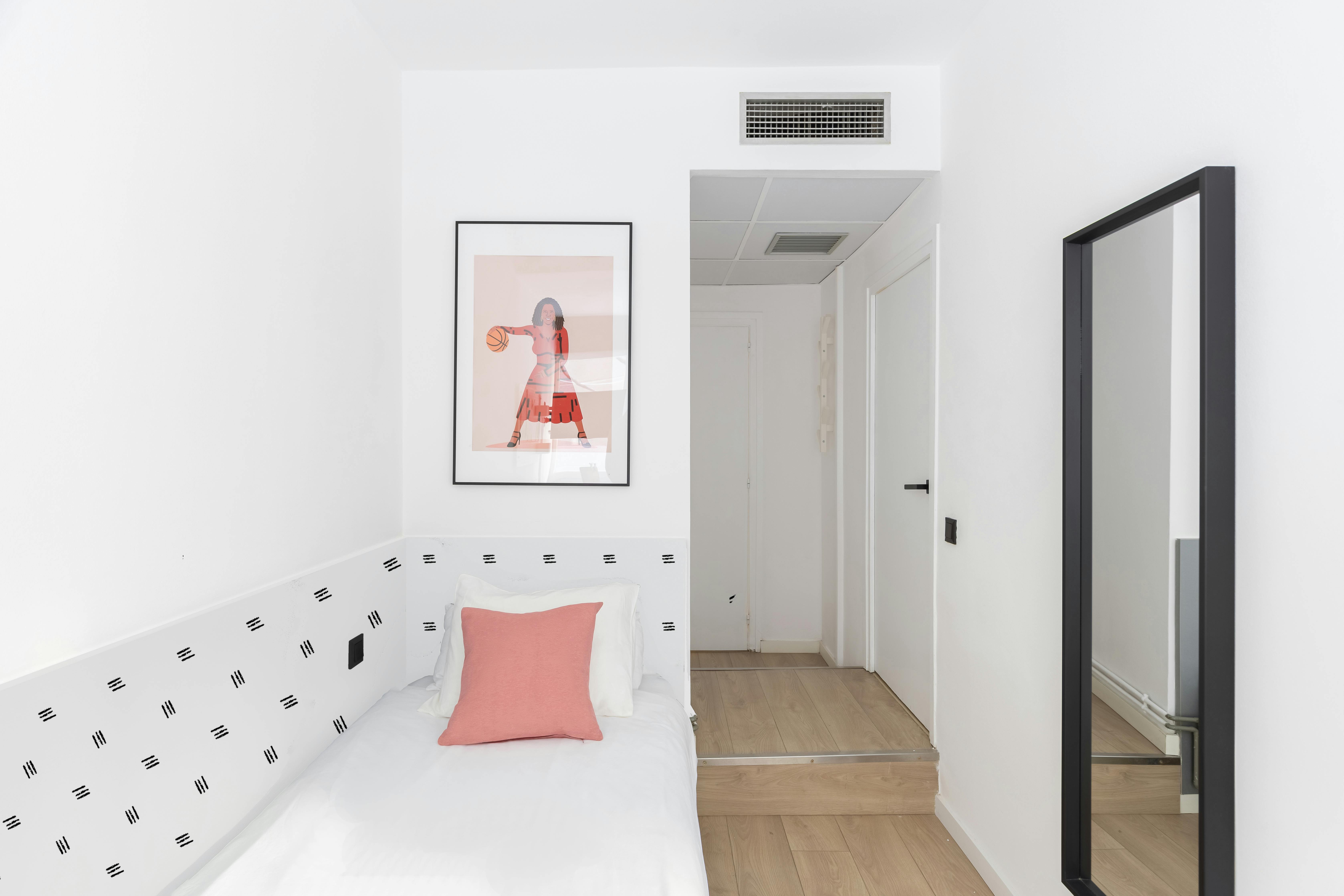 Single room Barcelona, 1 bed, 8m² — photo 1