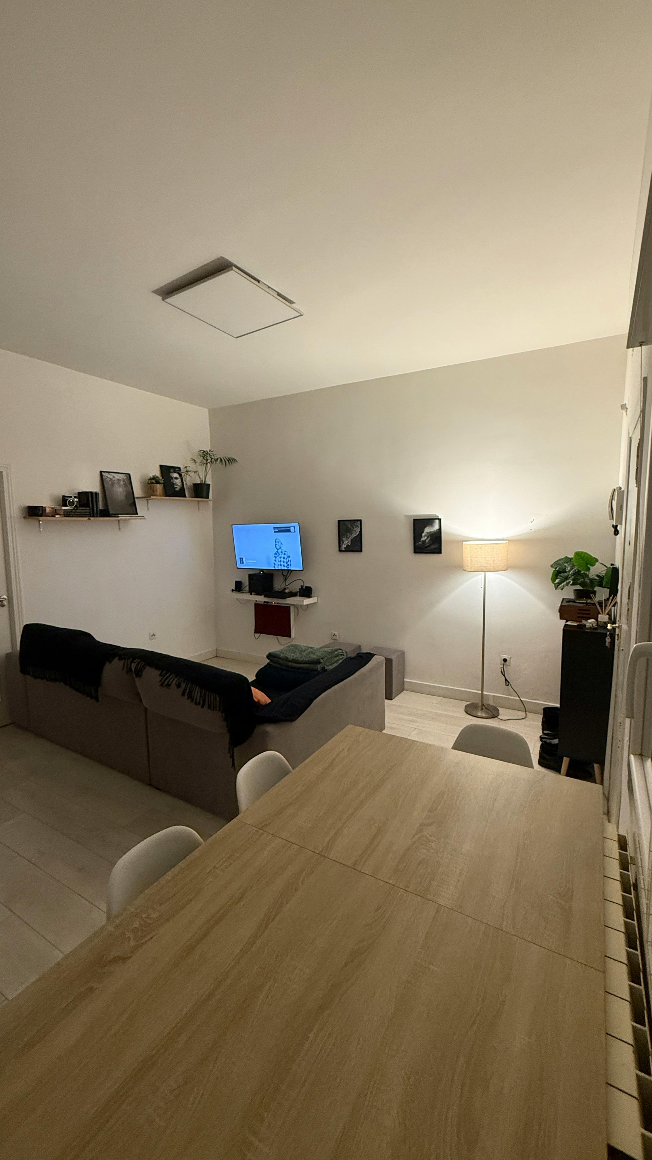 私人房间 正在以 €745 的月租出租，其位于 Madrid, Calle de Enrique Trompeta