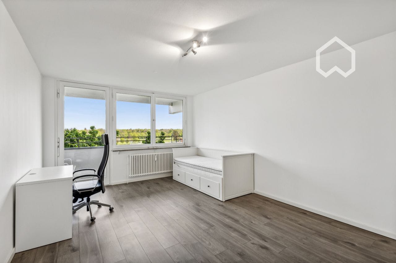 私人房间 正在以 €575 的月租出租，其位于 Augsburg, Haunstetter Straße