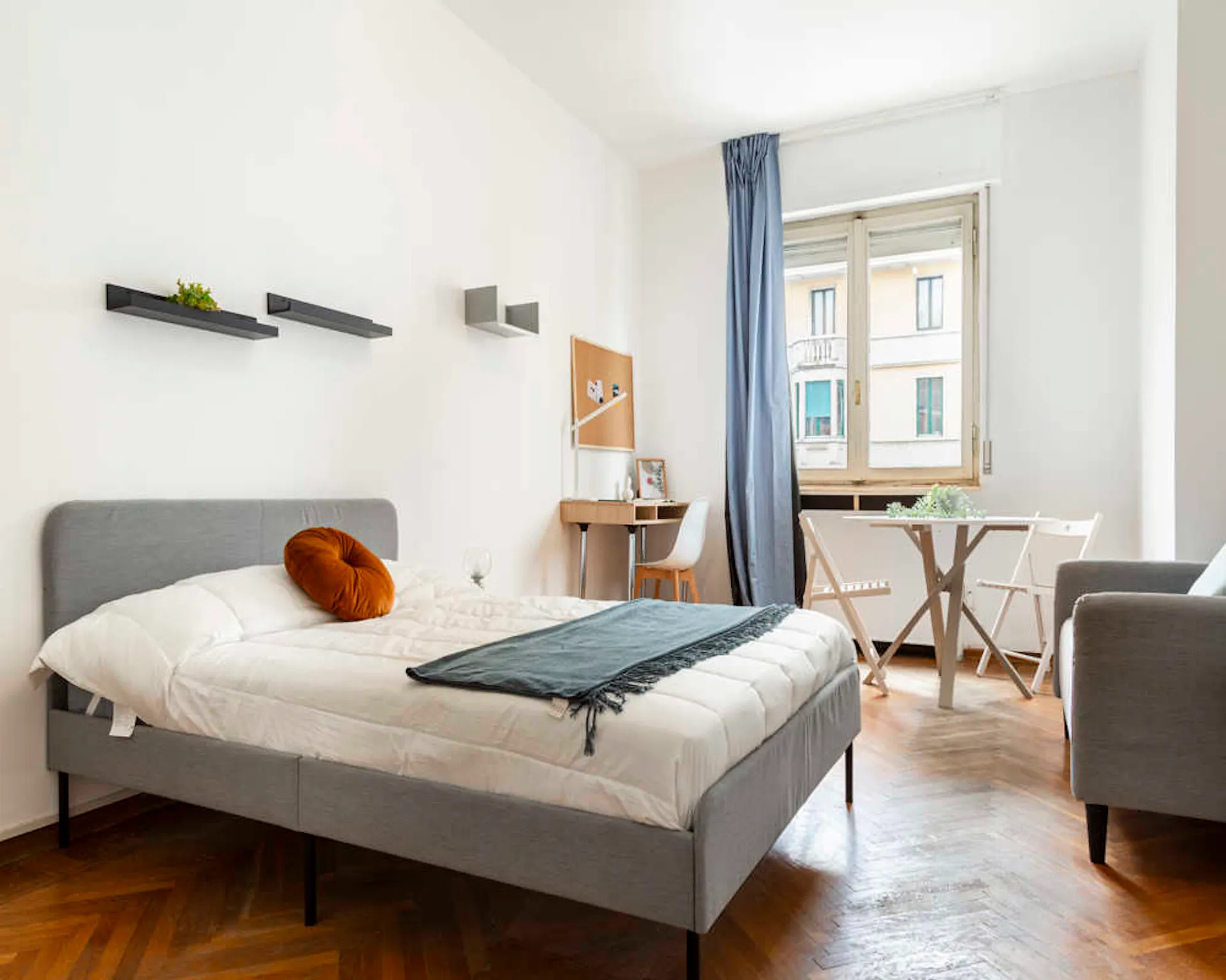 Via Sebenico, Milan preview