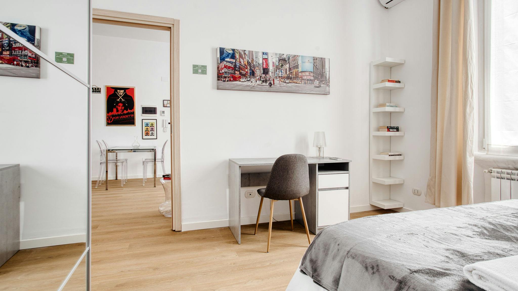 preview gallery tile