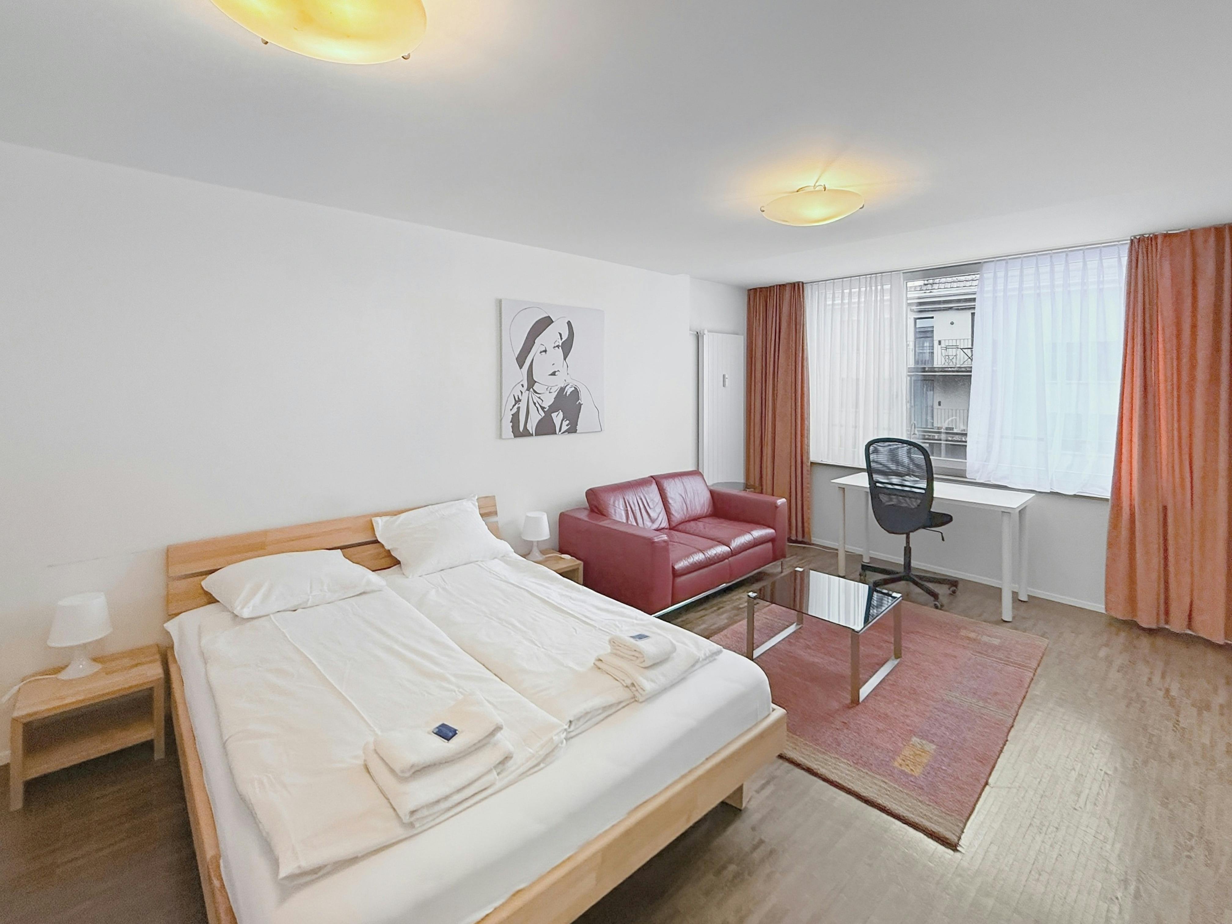 Kawalerka do wynajęcia za 3520 CHF miesięcznie w mieście Zürich, Florastrasse