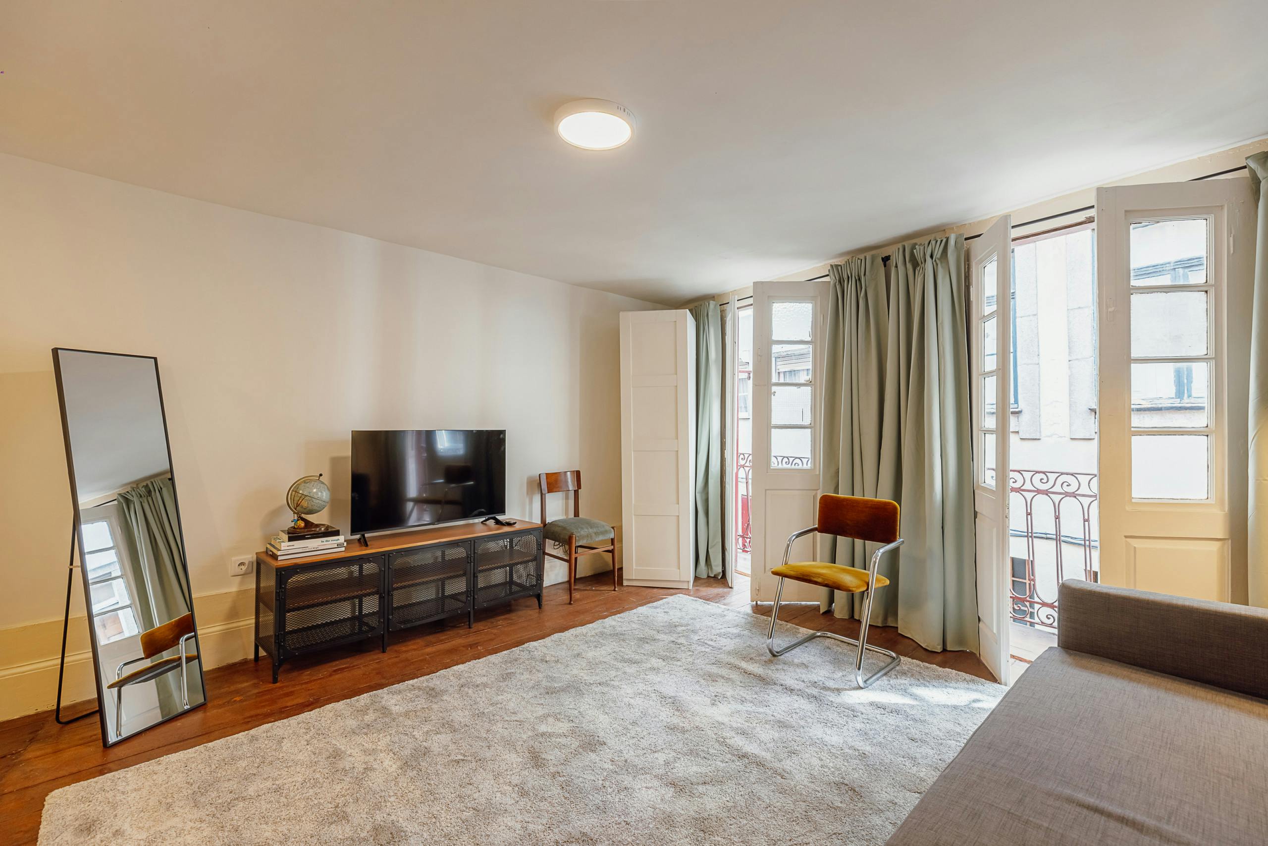 Apartment Porto, 1 bed — photo 1