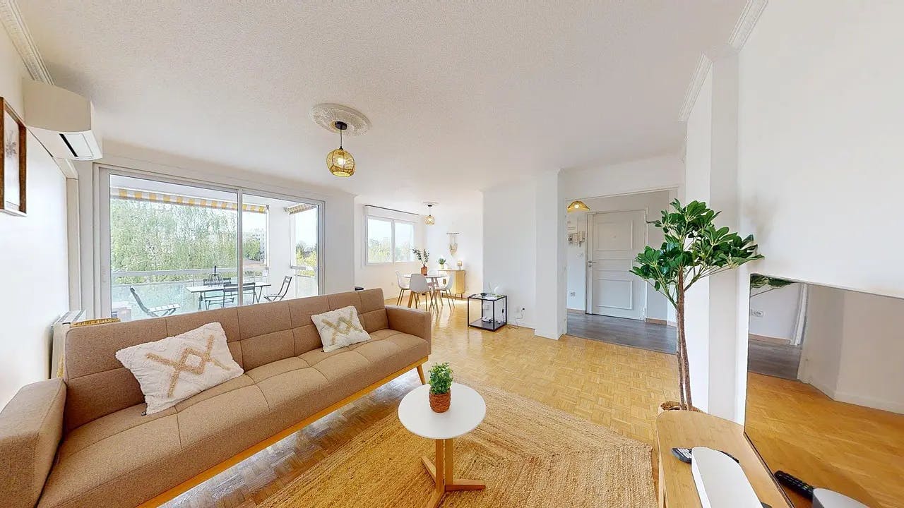 Mieszkanie do wynajęcia za 1485 € miesięcznie w mieście Villeurbanne, Rue Marcel Sembat