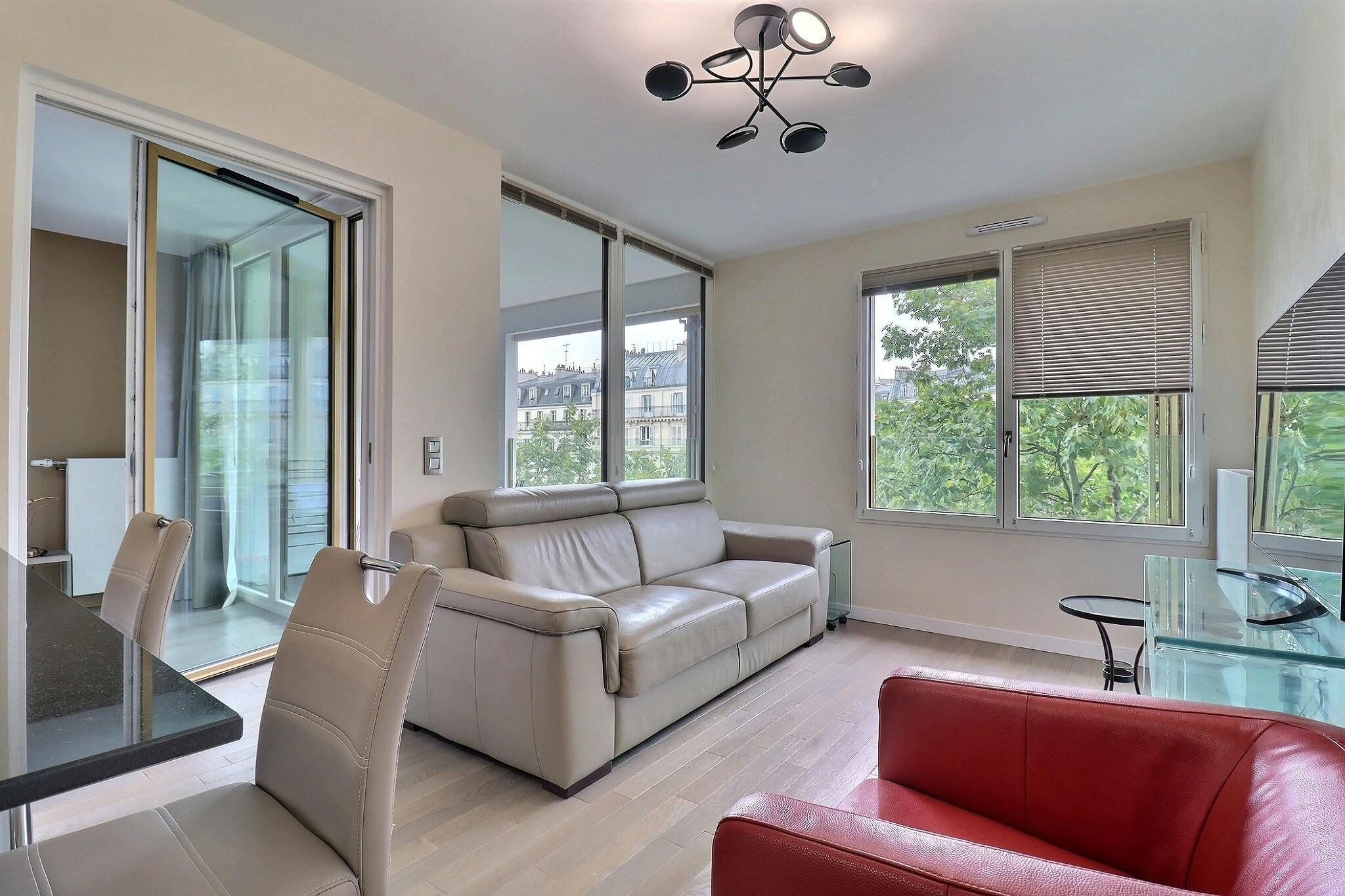 Place Félix Éboué, Paris preview