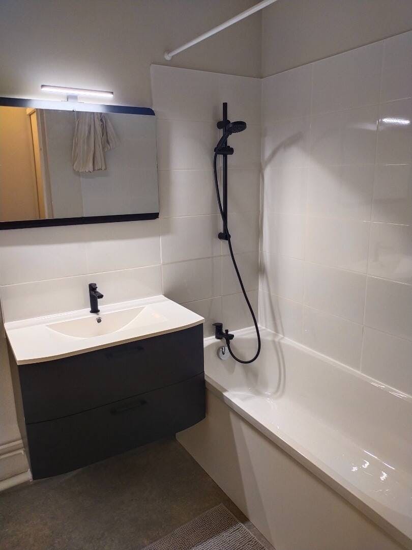 Double room Canteleu, 1 bed, 9m² — photo 3