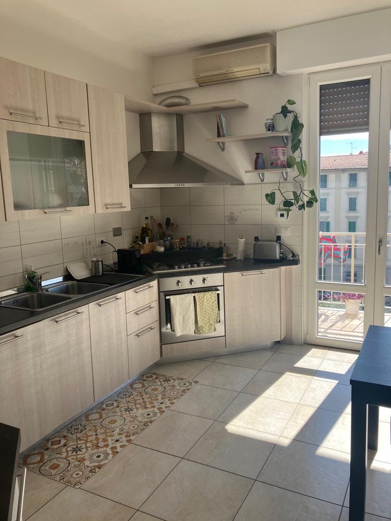 Privé kamer te huur voor € 600 per maand in Florence, Via Vittorio Emanuele II