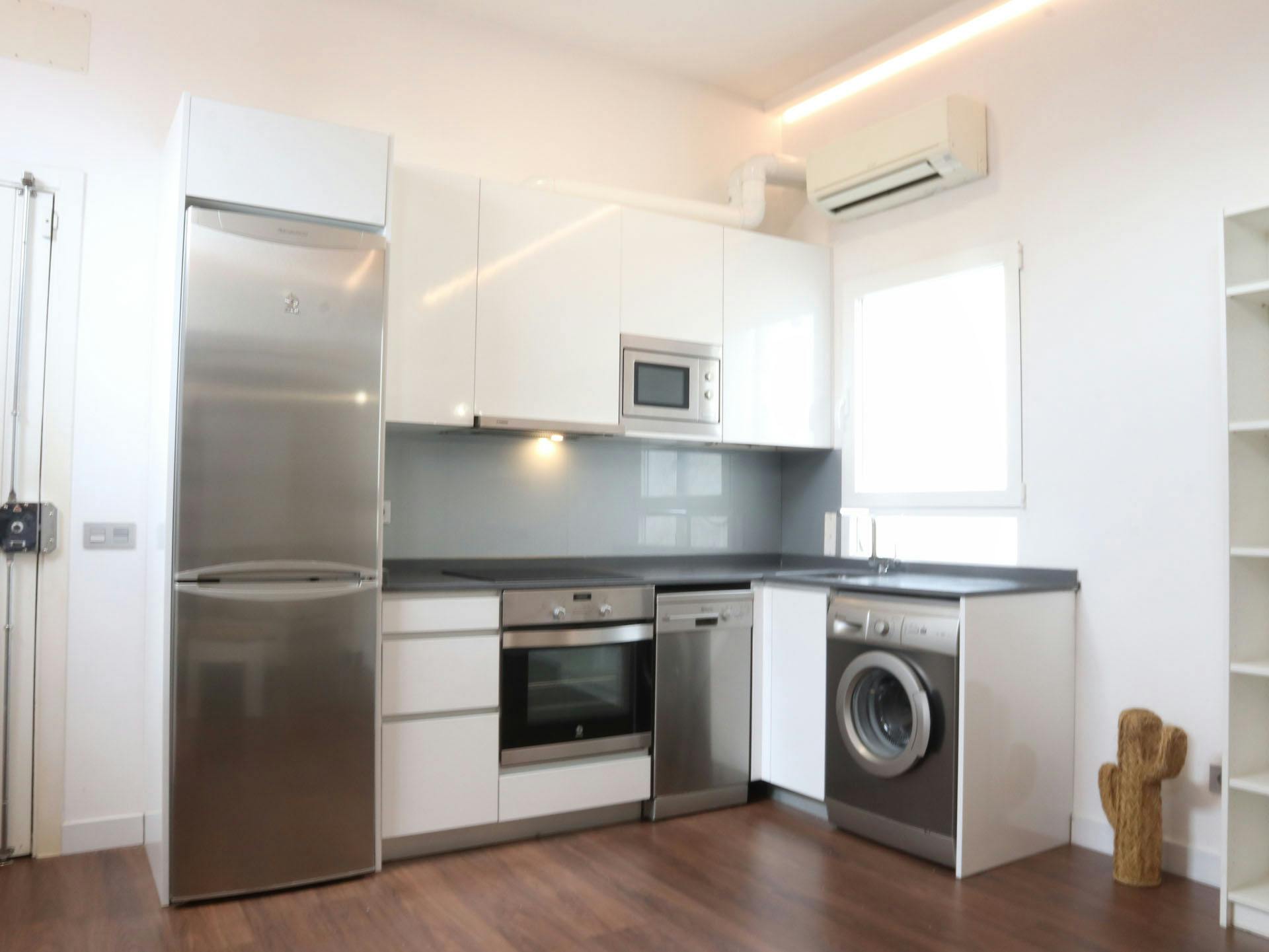 Calle de Augusto Figueroa, Madrid preview