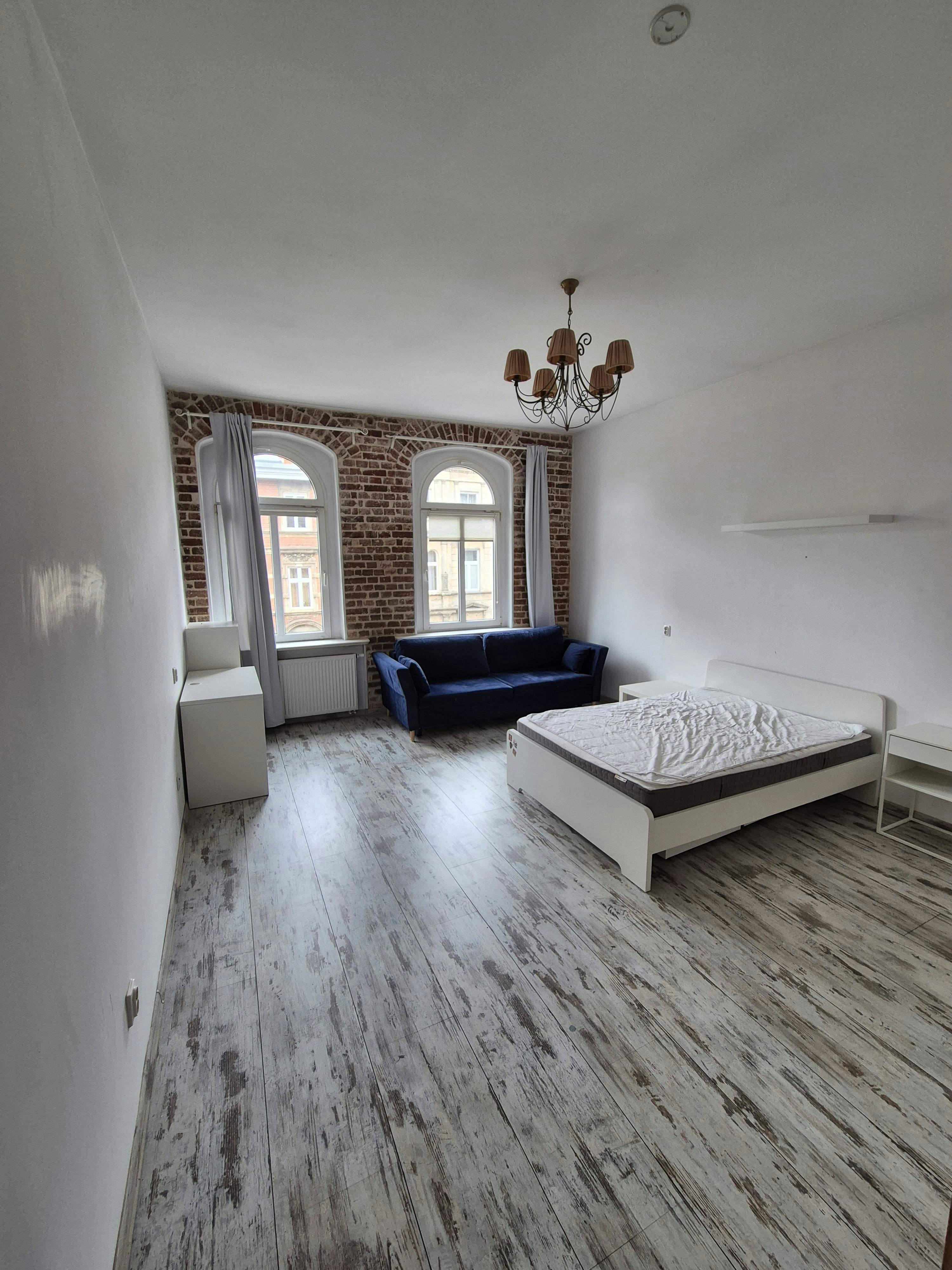 Habitación privada en alquiler por 1741 PLN al mes en Wrocław, Tadeusza Rejtana