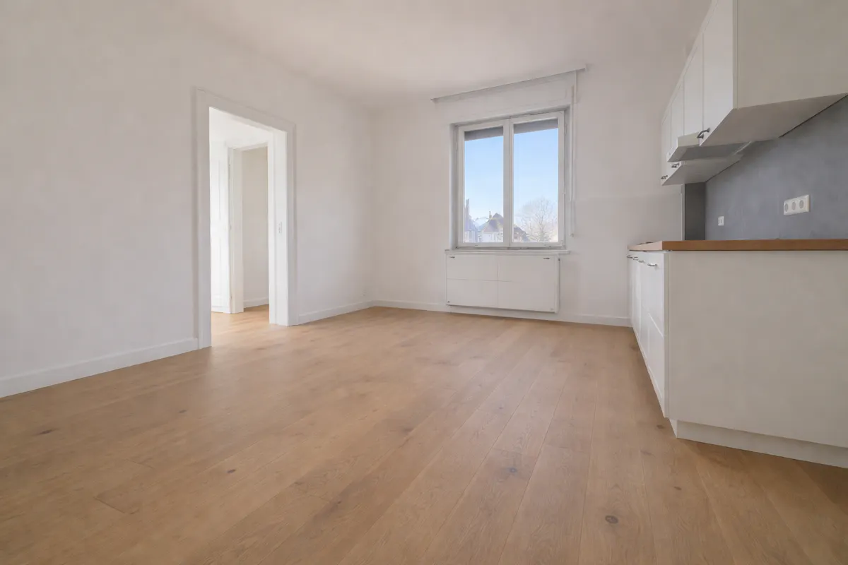 3-Bedroom Apartment in Schillerstraße, Esslingen (1700040) ROOM