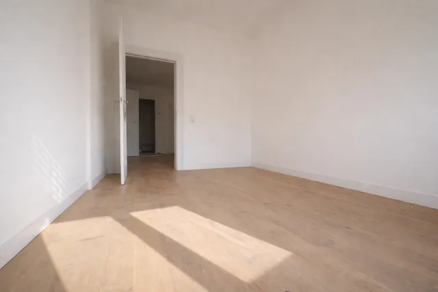 3-Bedroom Apartment in Schillerstraße, Esslingen (1700040) room image 2