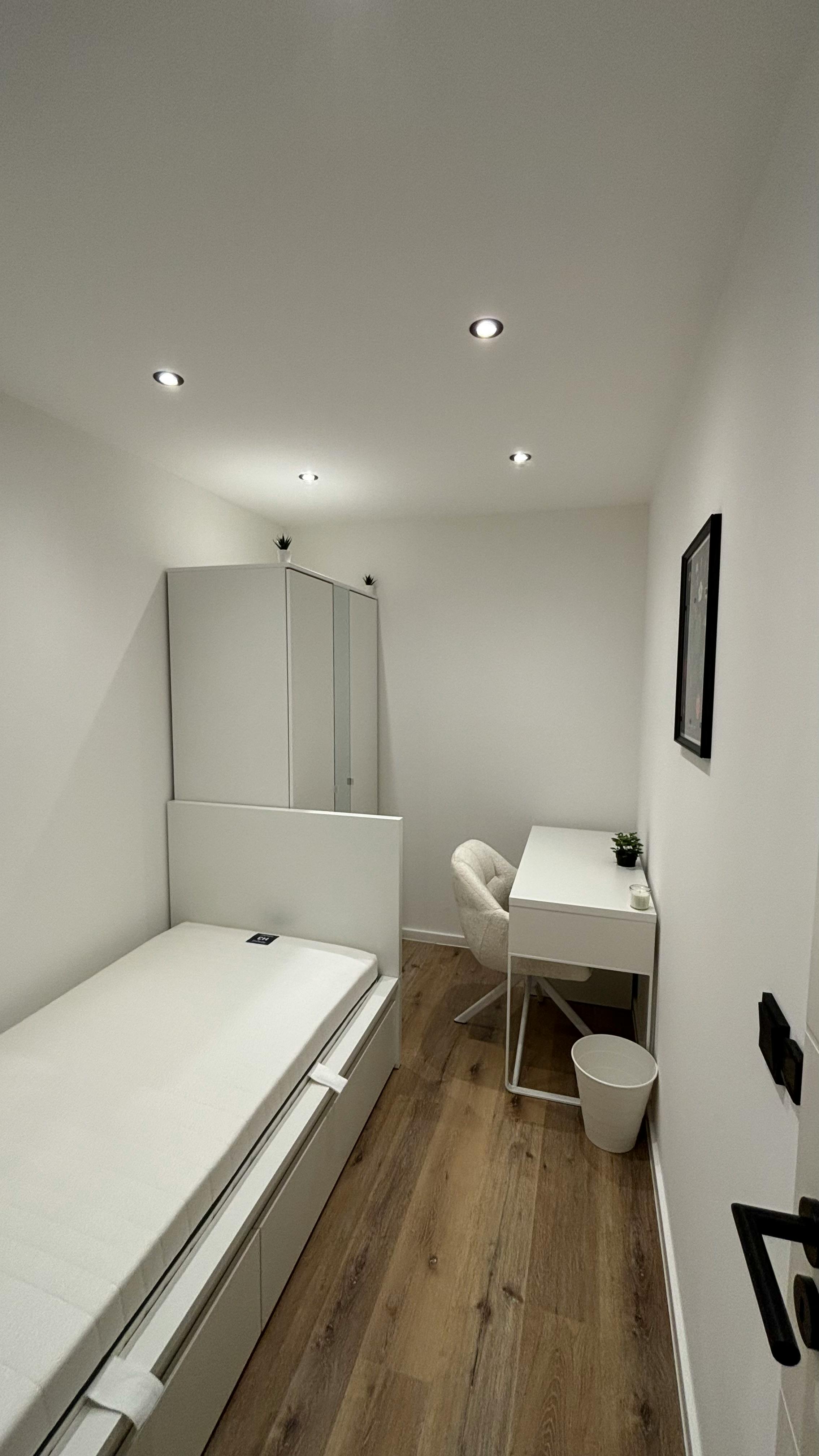 Habitación privada en alquiler por 800 € al mes en Munich, Lützelsteiner Straße