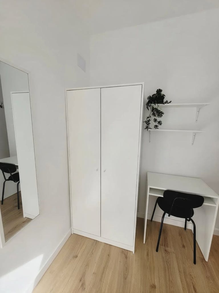 Single room Torrent, 1 bed, 8m² — photo 10