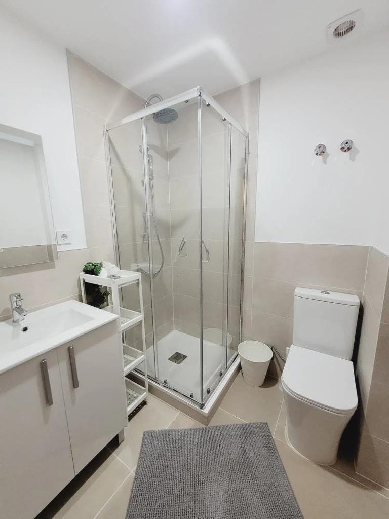 Single room Torrent, 1 bed, 18m² — photo 10