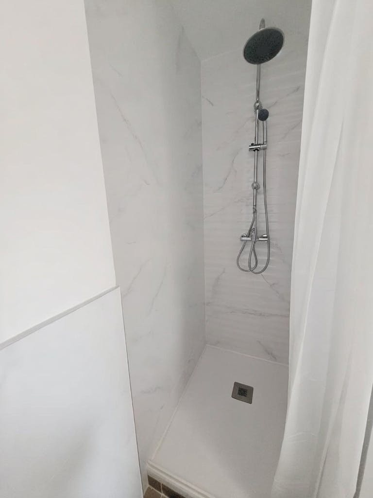 Single room Torrent, 1 bed, 8m² — photo 8