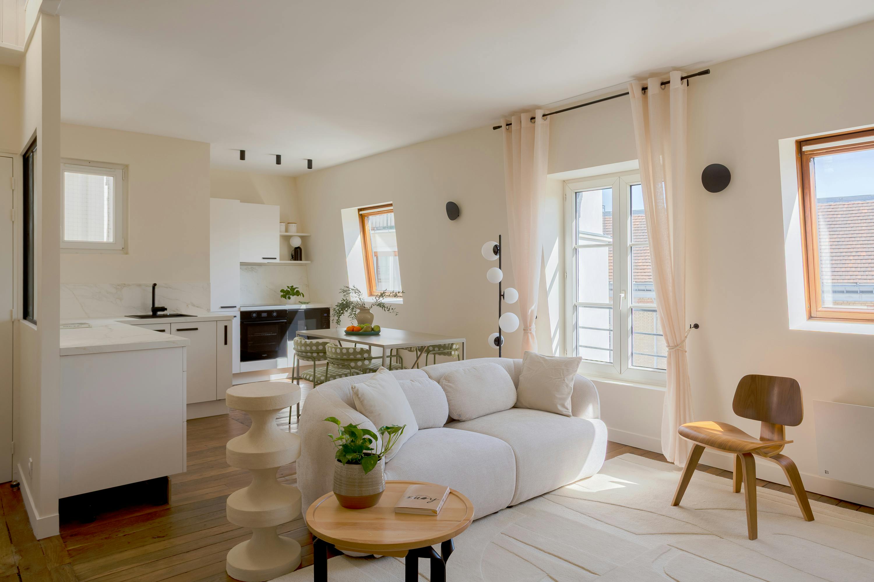 Rue Cambronne, Paris preview