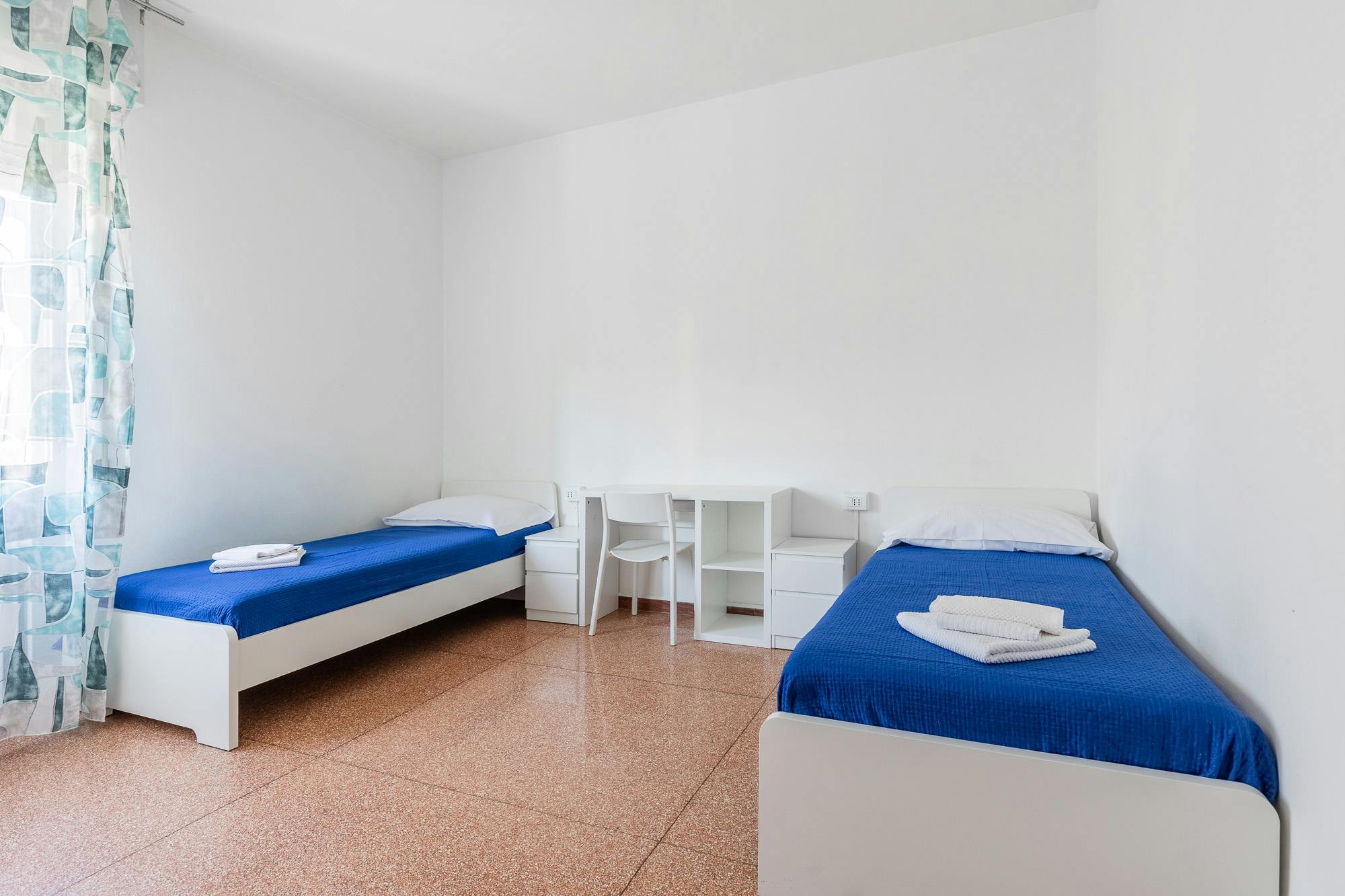 Apartment for rent for €1,950 per month in Bologna, Via Porrettana