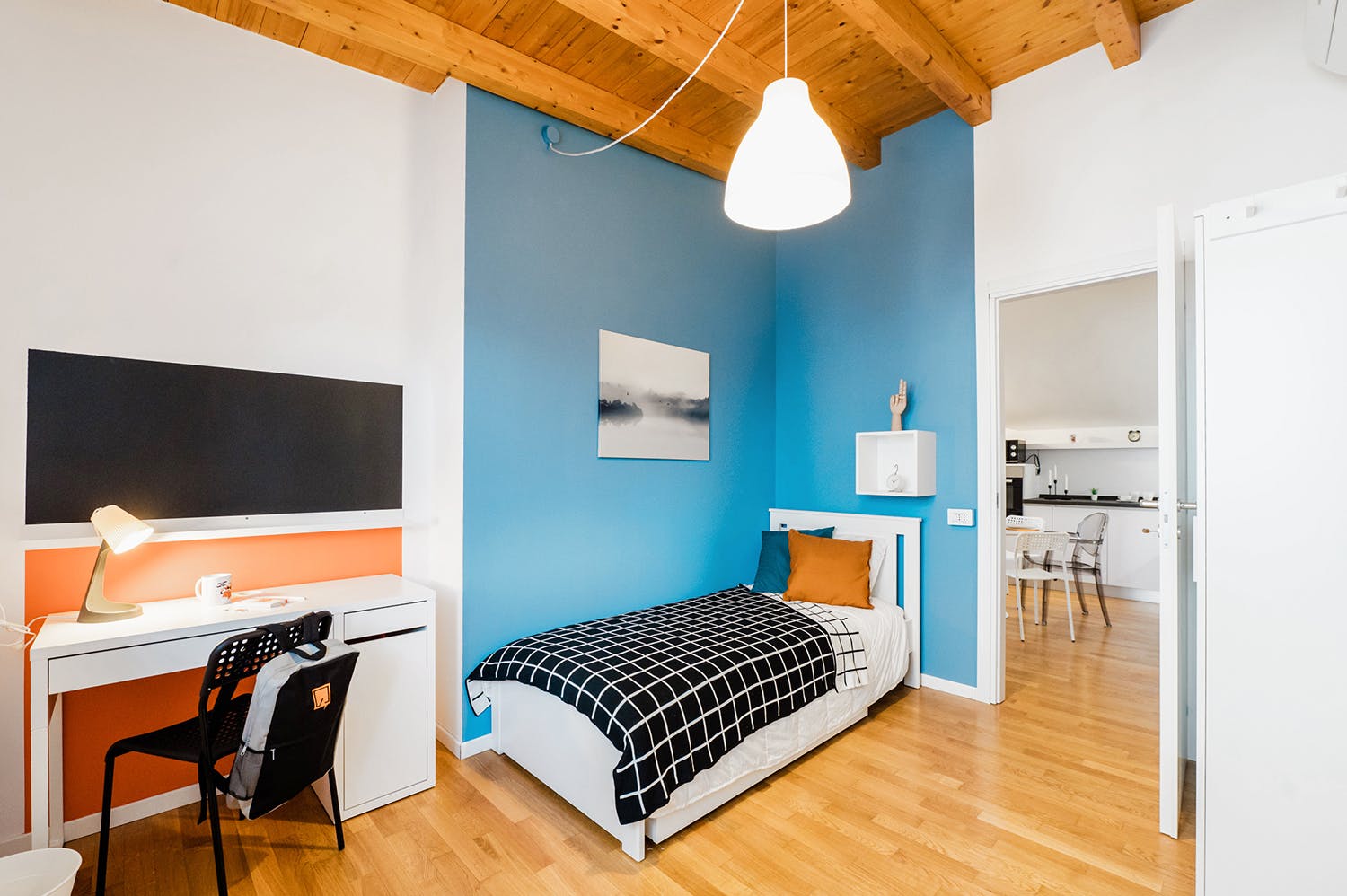 Private room for rent for €520 per month in Bergamo, Via Filippo Lussana