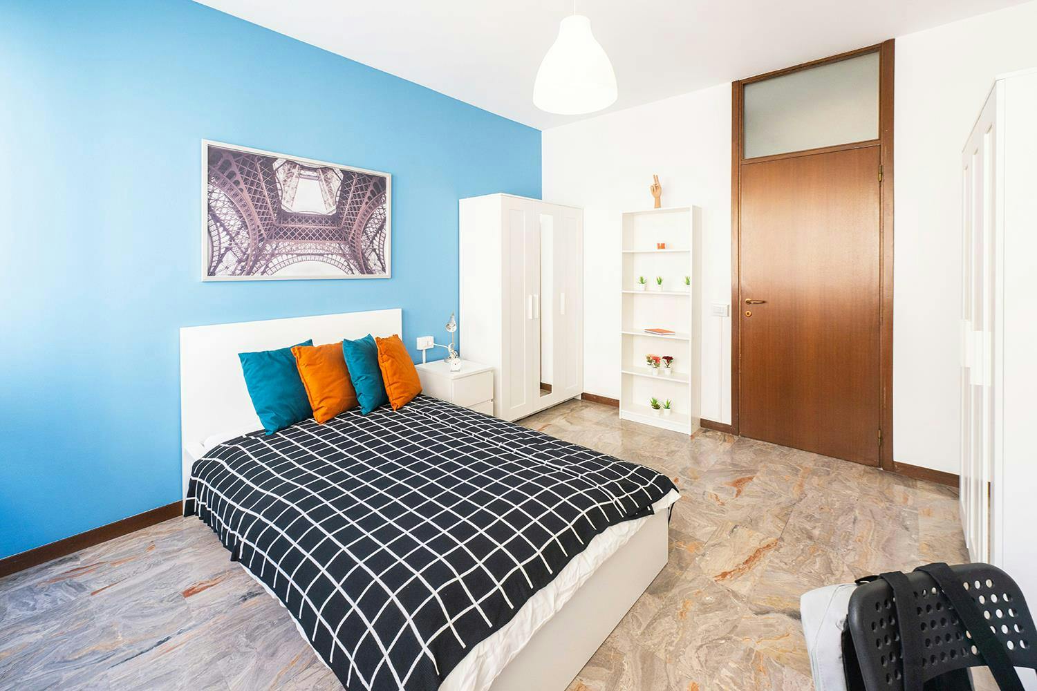 Private room for rent for €540 per month in Bergamo, Via Giorgio e Guido Paglia