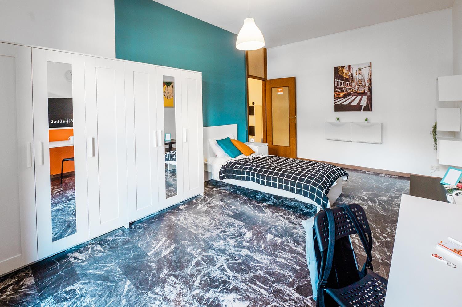 preview gallery tile