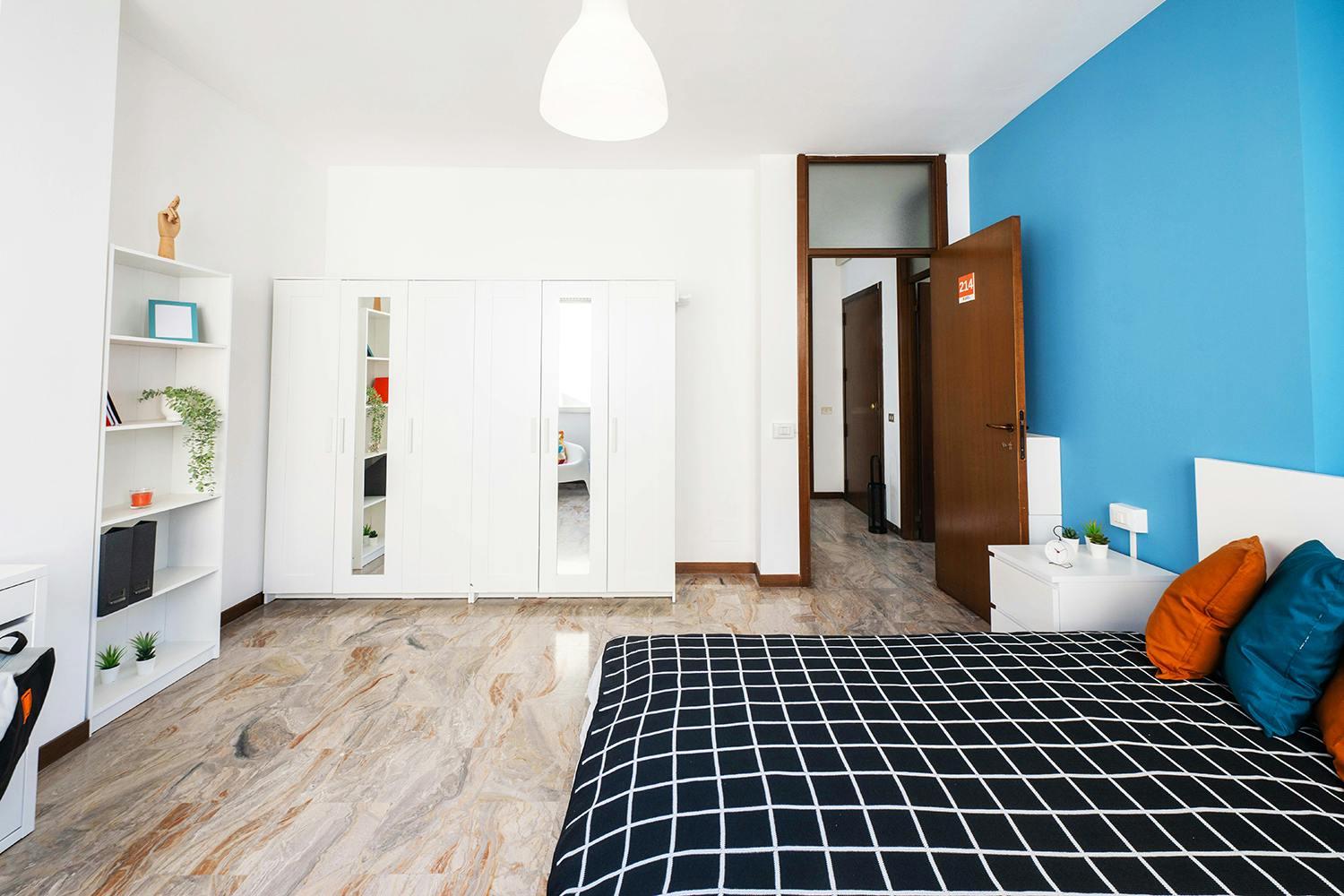 preview gallery tile