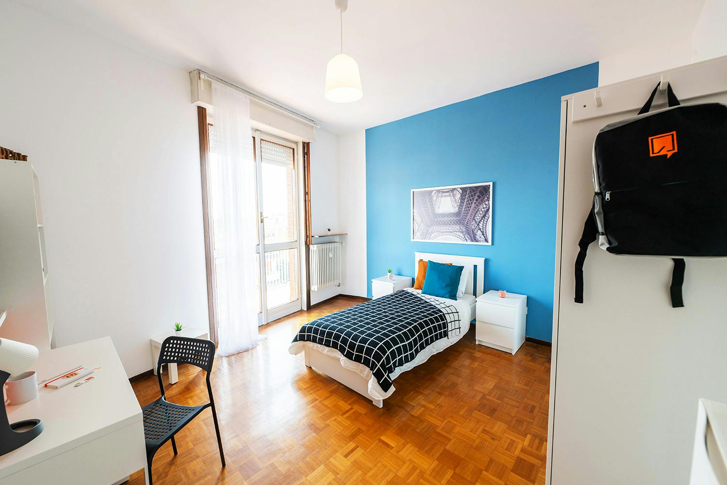 Private room for rent for €540 per month in Bergamo, Via G. Suardi