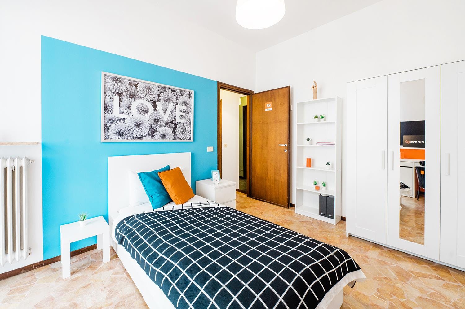 preview gallery tile