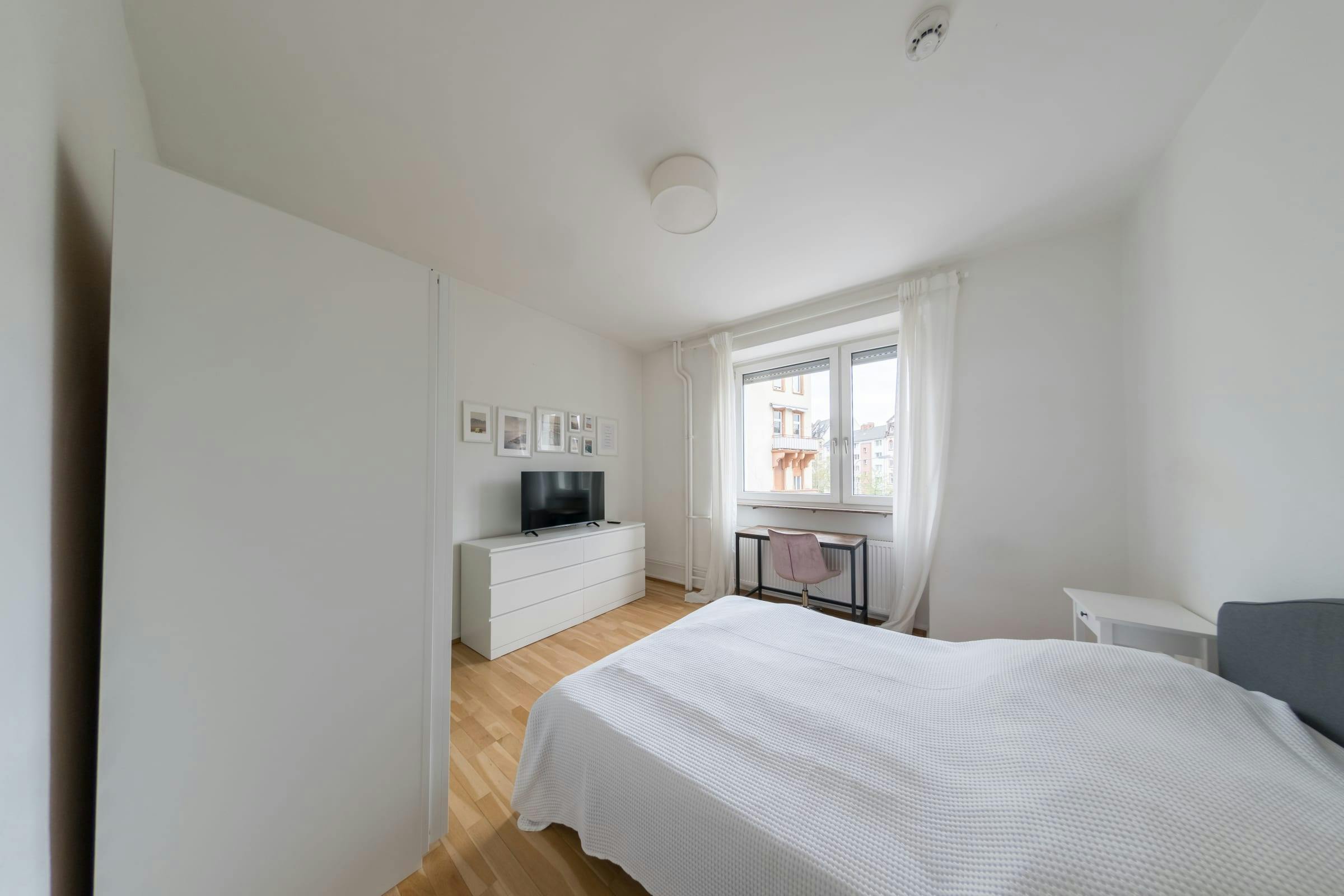 Private room for rent for €675 per month in Frankfurt am Main, Robert-Mayer-Straße