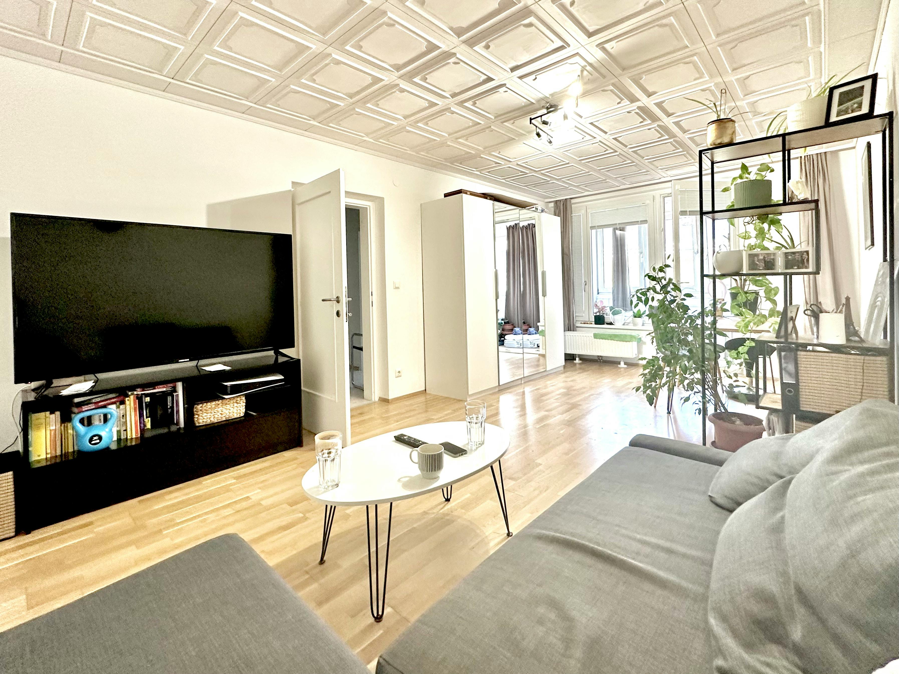 Wohnung zu mieten für 1.970 € pro Monat in Vienna, Thaliastraße