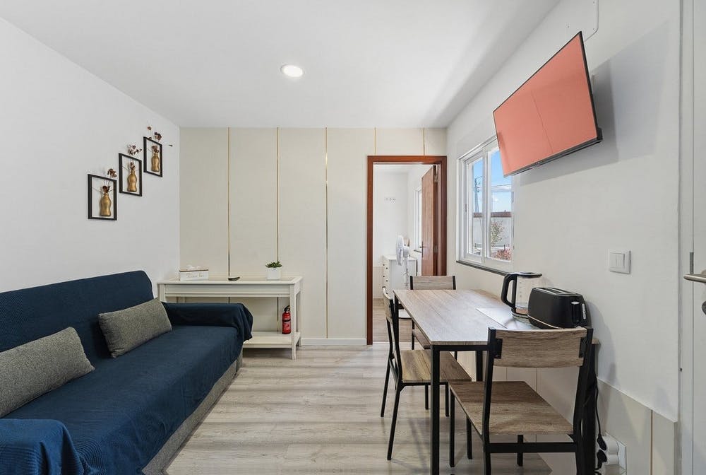 Apartment for rent for €10 per month in Madalena, Rua Suas Vilas