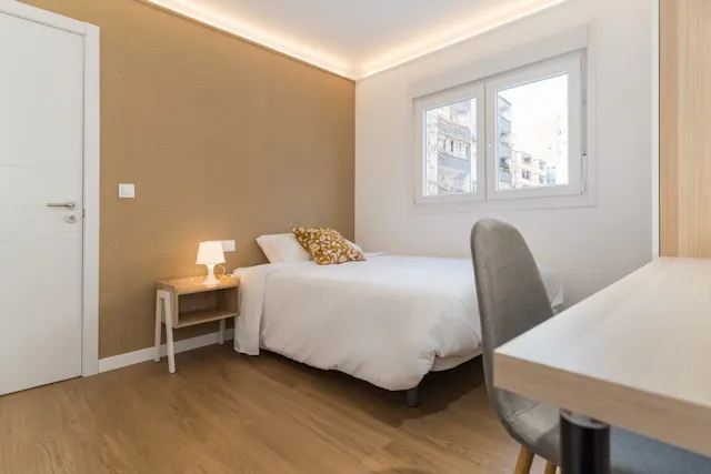 Private room in Calle Alcazaba, Madrid (1700805) room image 1