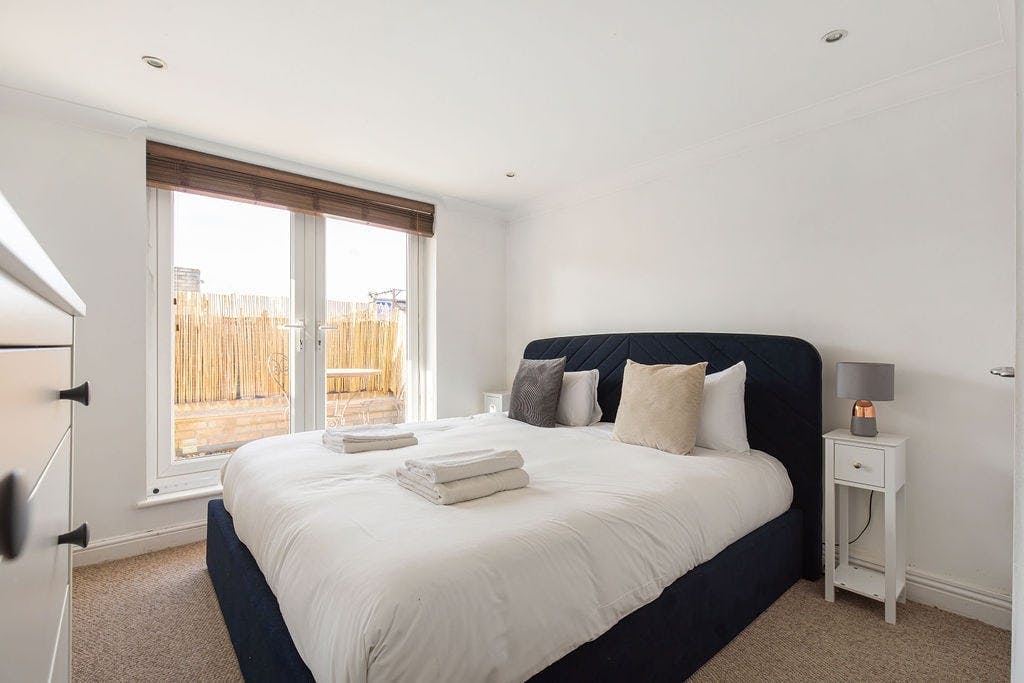 Apartment London, 2 beds — photo 10