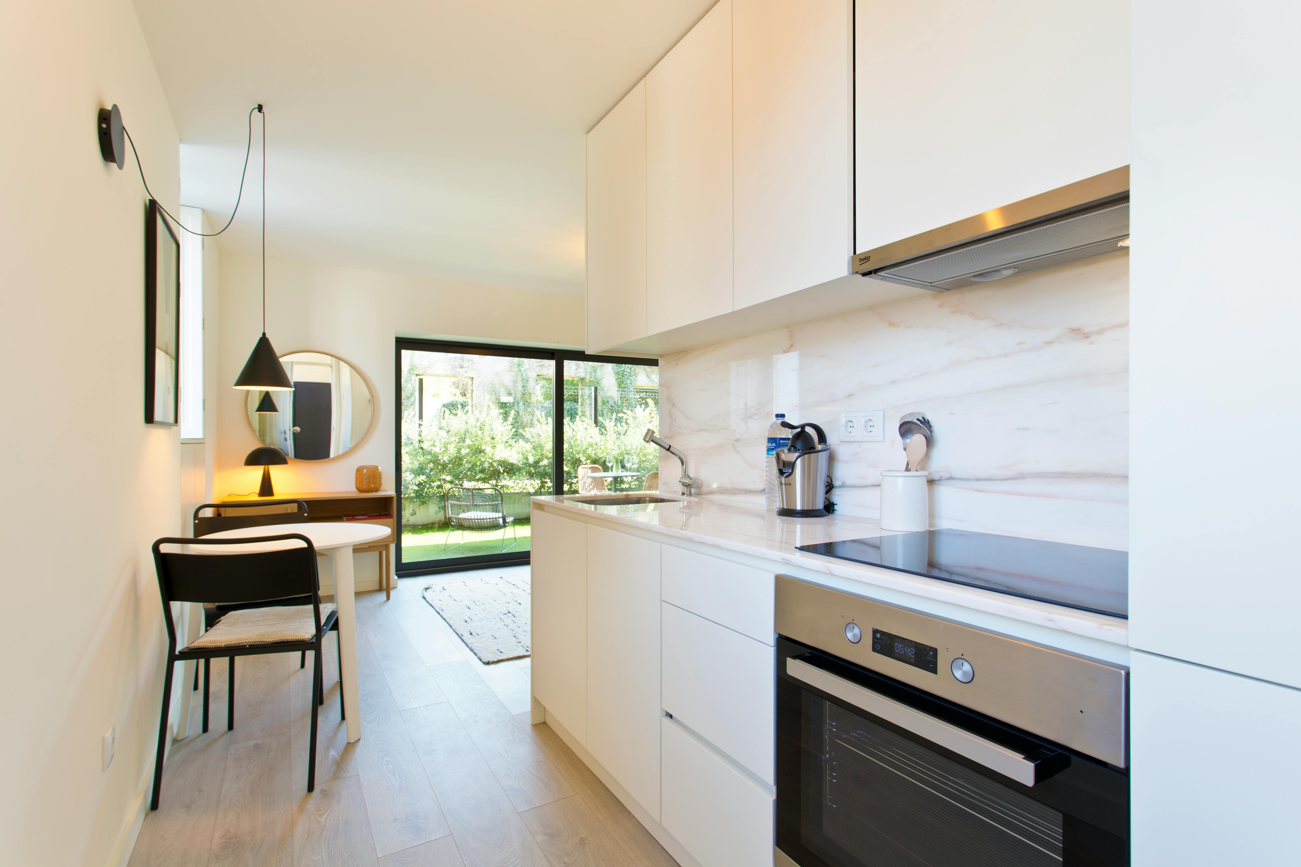 Apartment for rent for €1,600 per month in Porto, Travessa dos Campos