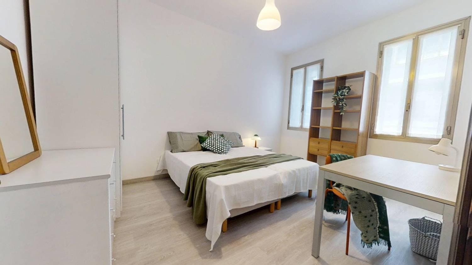 Via Olivi, Venice preview