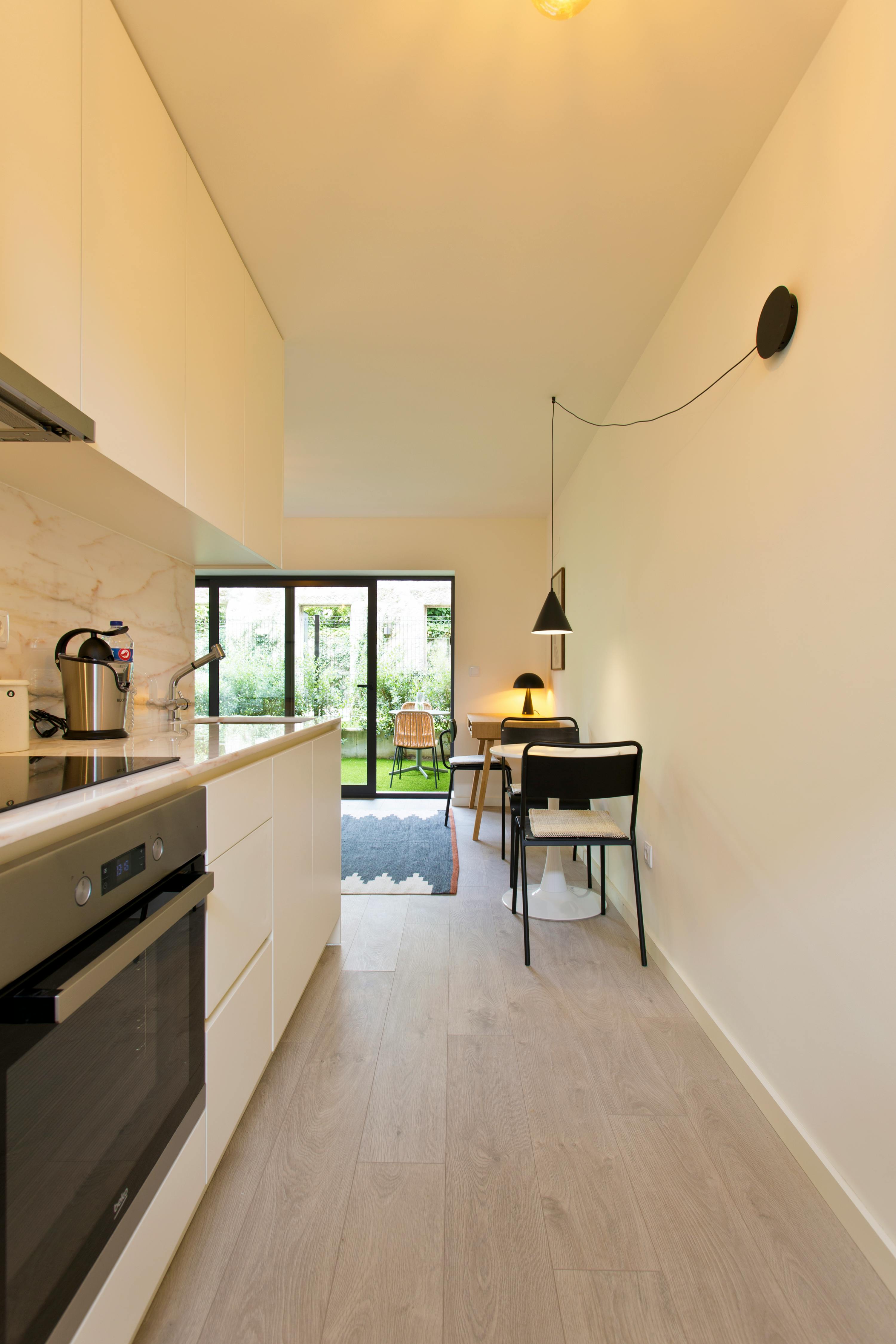 Apartment for rent for €1,600 per month in Porto, Travessa dos Campos