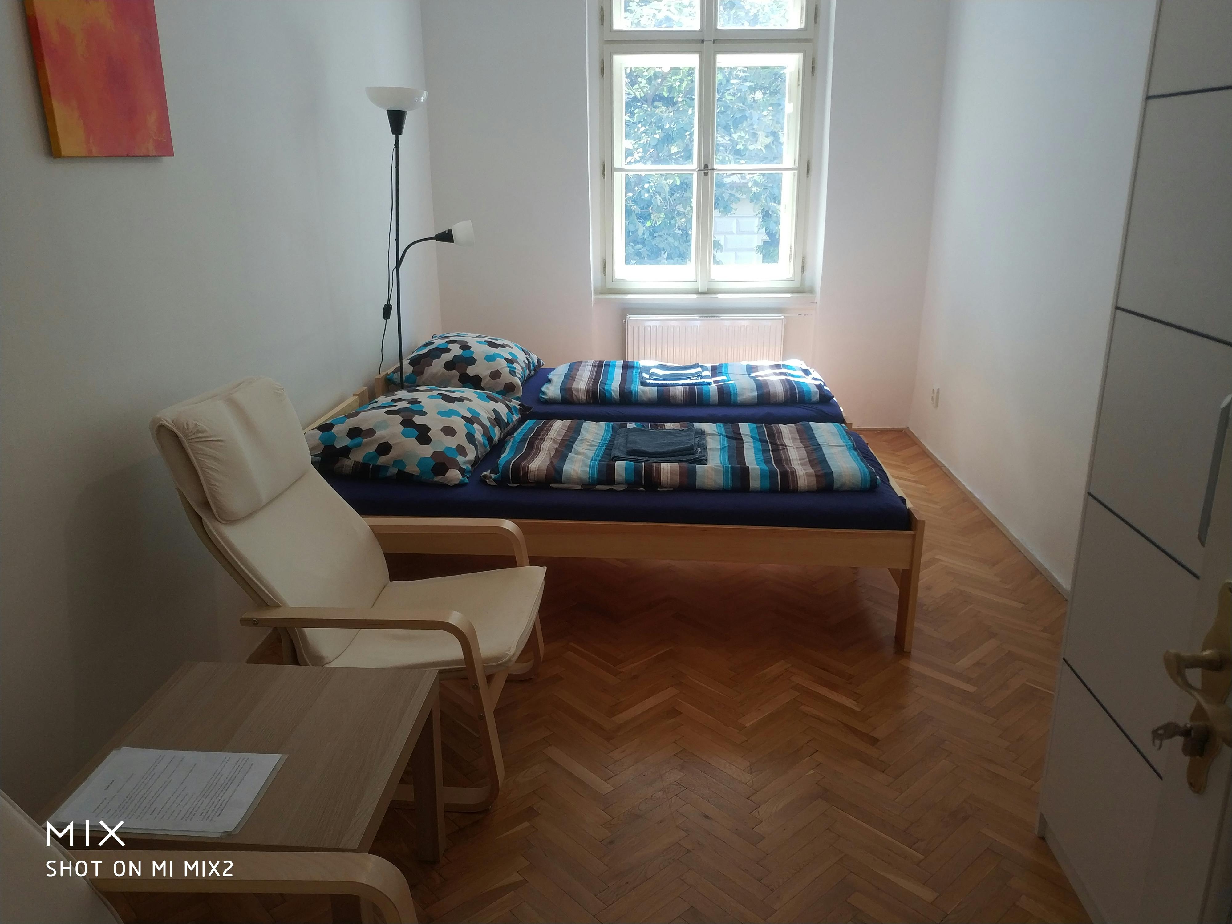 Private room for rent for CZK 22,252 per month in Hlavní město Praha, Americká