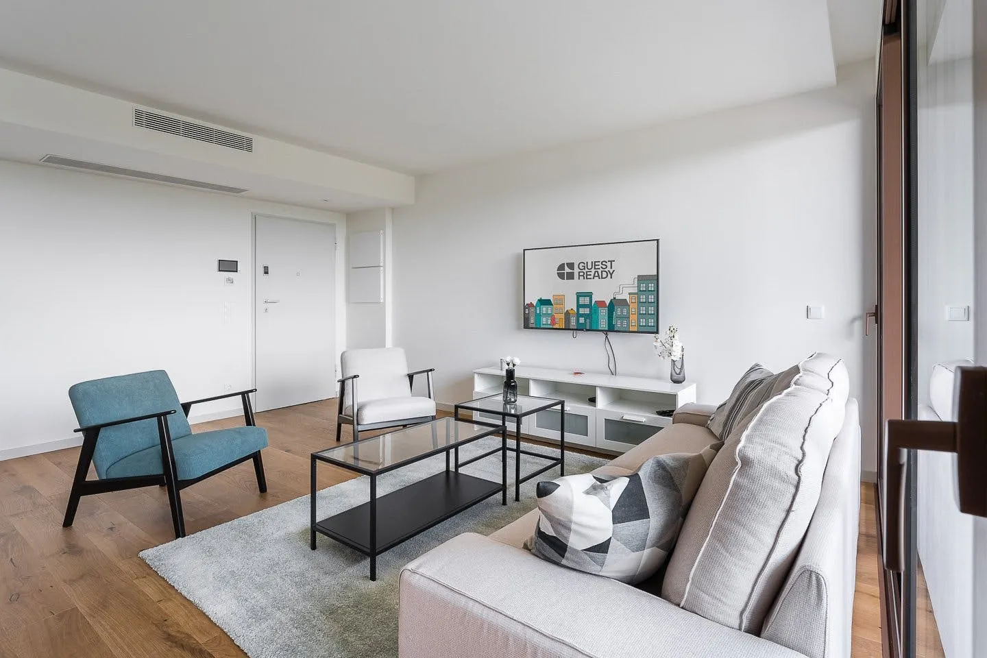 2-Bedroom Apartment in Avenida João Silva Pinto, Vila Nova de Gaia ROOM 4