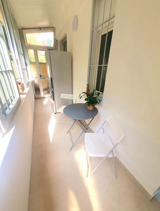 1-Bedroom Apartment in Via Giovanni Battista Viotti, Milan (1701005) room image 2