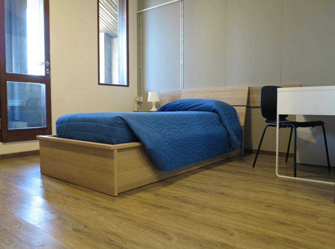 Private room for rent for €600 per month in Bergamo, Via Arena