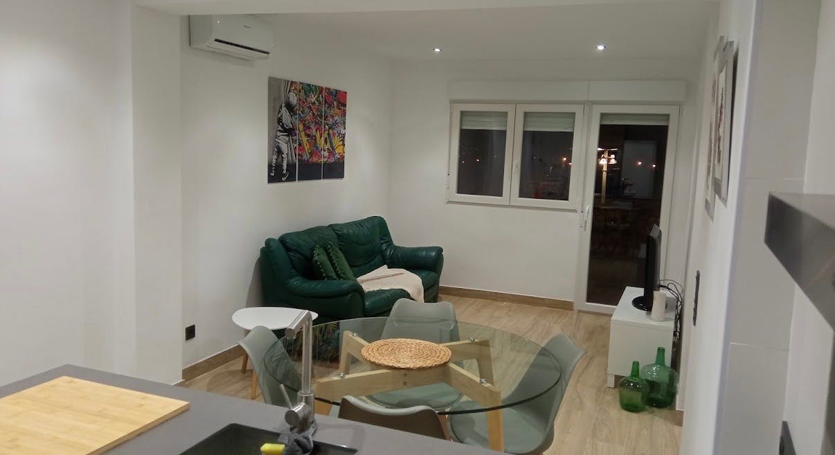 Single room Reus, 1 bed, 10m² — photo 8