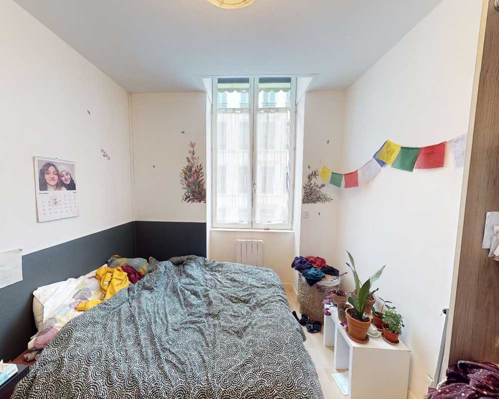 Place Voltaire, Lyon preview