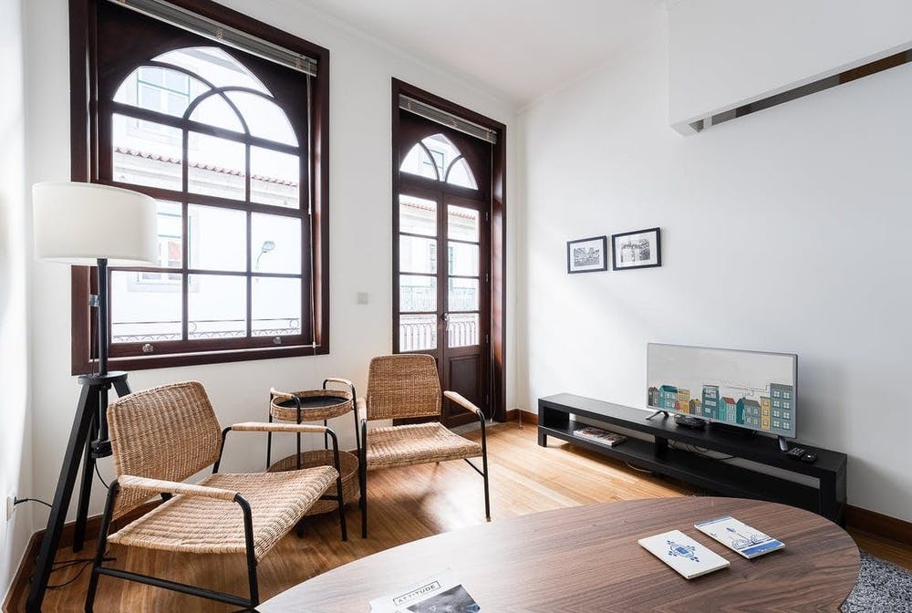 Rua da Porta do Sol, Porto preview