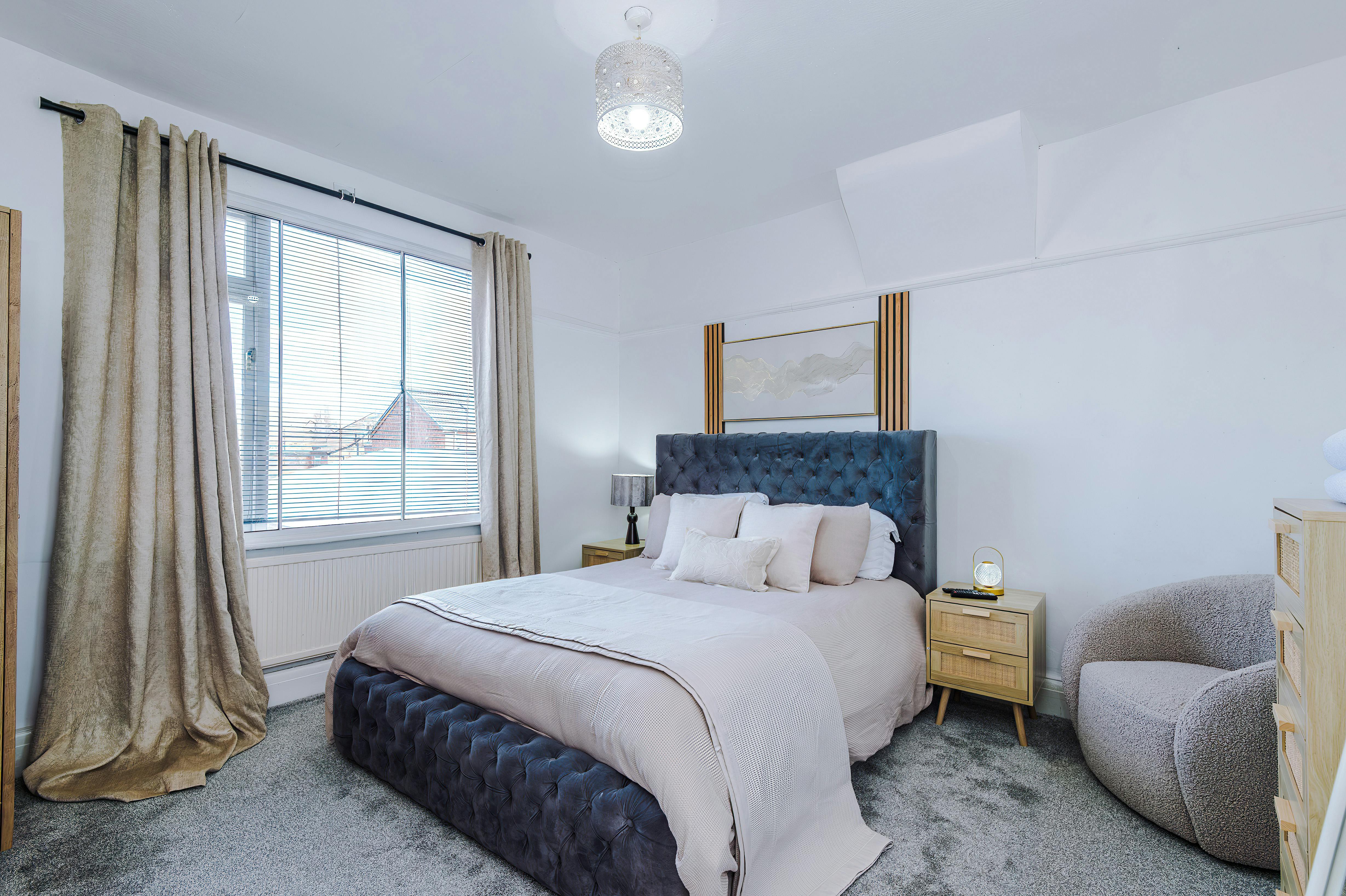 Apartament de închiriat pentru 2.500 GBP pe lună în Heald Green, Finney Lane