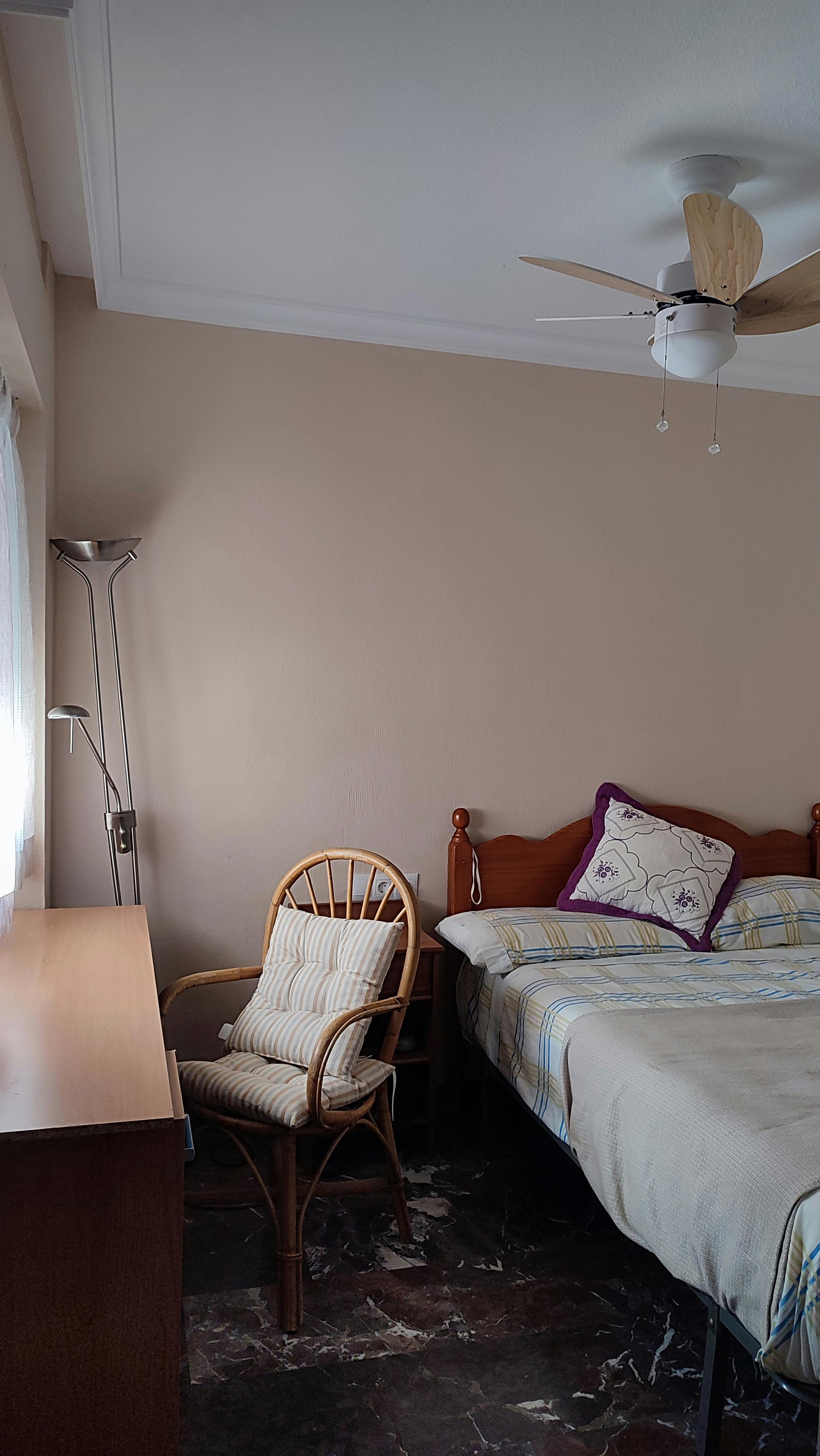 Habitación privada en alquiler por 650 € al mes en Málaga, Calle Alfonso Reyes