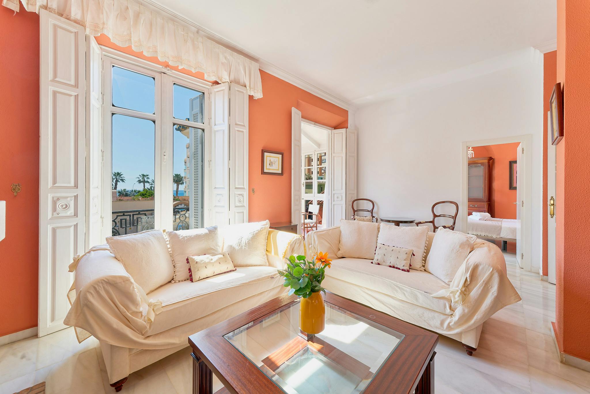 Apartment for rent for €9,999 per month in Málaga, Calle Monte de Sancha